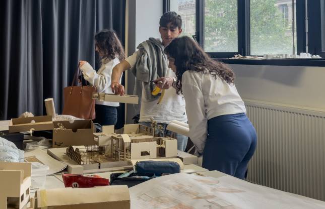 Illustration - MAISONS EN BANDE | CONSTRUIRE L'ESPACE HABITÉ 21
