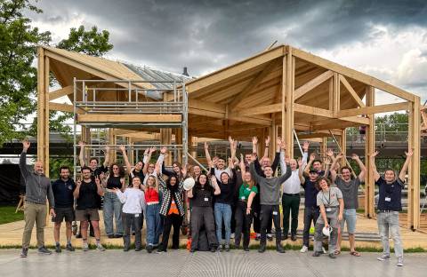 Illustration - ARCHI-FOLIES #6 - montage du pavillon 17