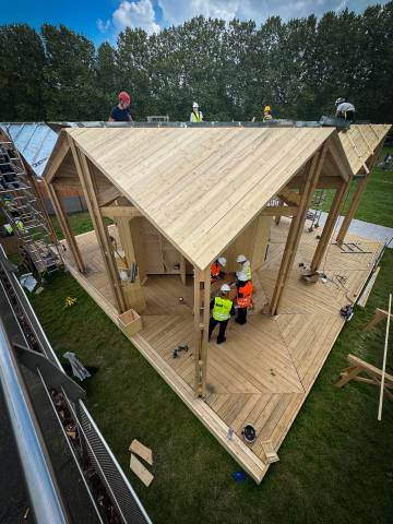 Illustration - ARCHI-FOLIES #6 - montage du pavillon 38