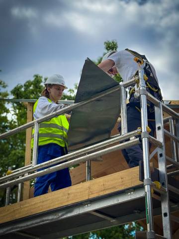 Illustration - ARCHI-FOLIES #6 - montage du pavillon 45