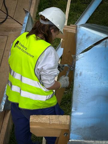 Illustration - ARCHI-FOLIES #6 - montage du pavillon 47